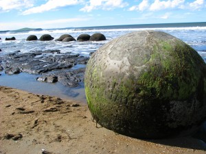 April 14th Unbelievable Moeraki Boulders!