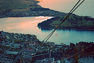 April 18th  Paraglidding Off Bob’s Peak Mountain!