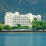 Cairns Hotel small Cairns Hotel small
