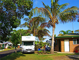 Day 36 – May 13th Hervey Bay Deluxe Ensuite Campsites – Video