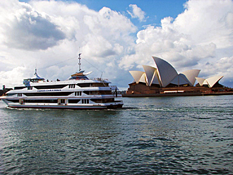 May 26th – Sydney Opera House & Harbor Cruise